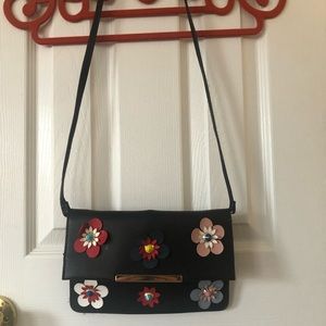 Cute flower cross body bag! Used once!